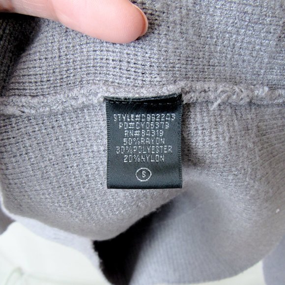 GRAY Boxy Cardigan Knit Sweater Casual Minimal Modern Utility SIZE-S - Picture 7 of 8